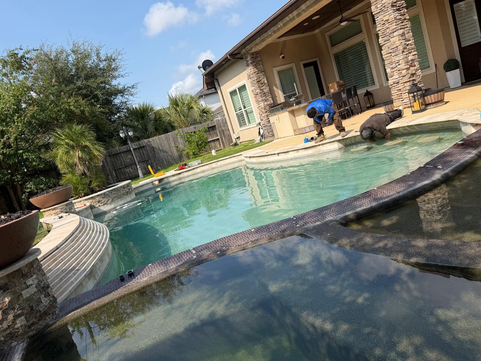 Master Craftsmen Pool Finishing and Plaster in Memorial